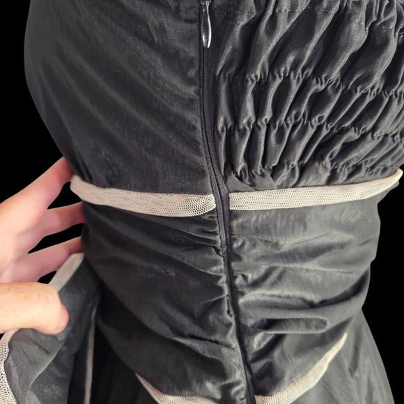 Unbranded Chic Black Bubble Dress with Bow Accent Size Med - Picture 6 of 7